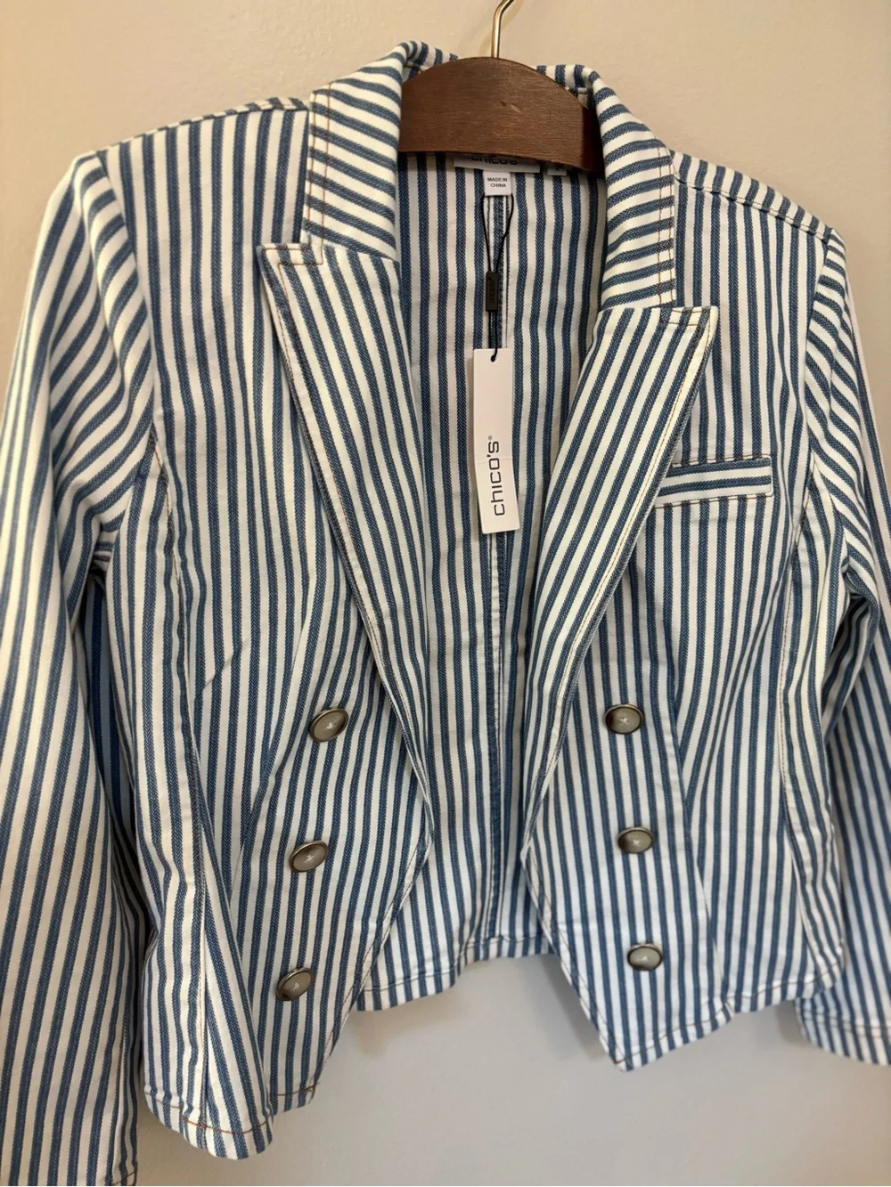 Chico’s Striped Blazer Double-Breasted Denim NWT Blue White 0.5/Womens S (6)